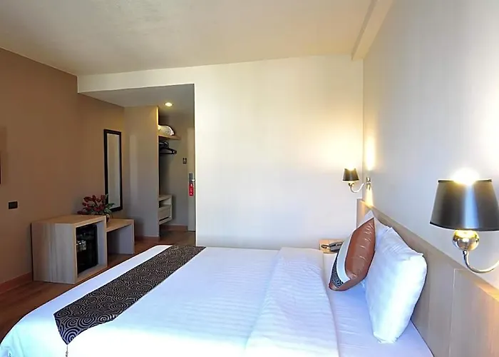 Hotel The Euro Grande Bangkok