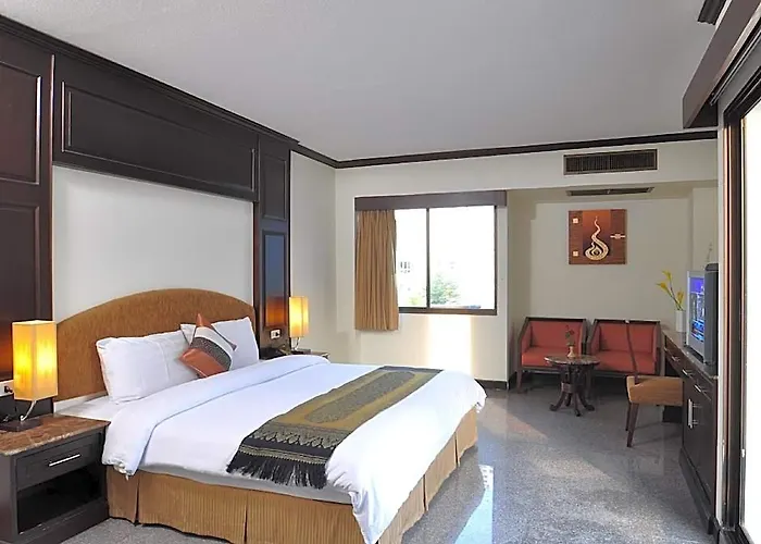 Hotel The Euro Grande 3*
